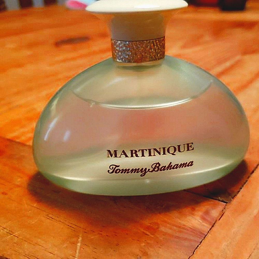Tommy Bahama perfume
